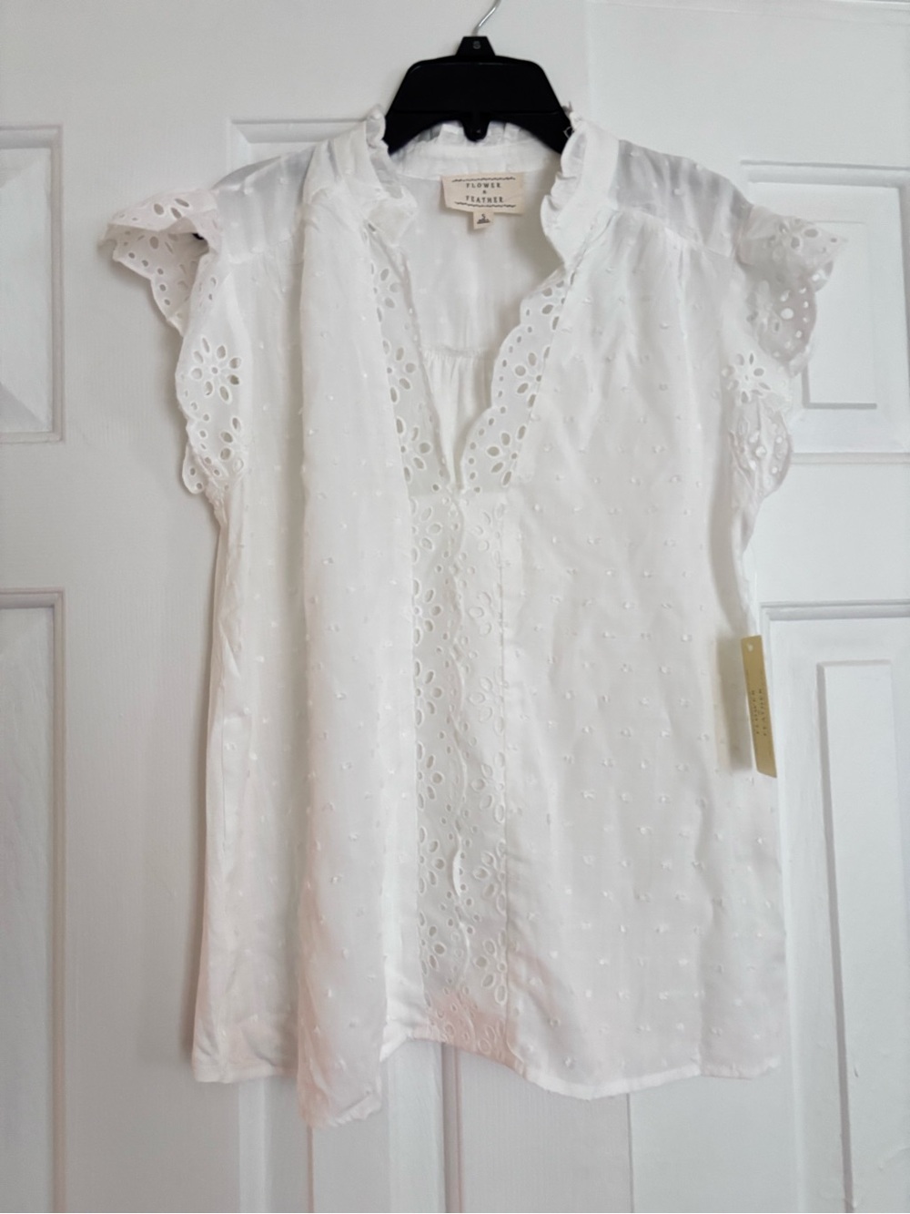 White Eyelet Flutter Sleeve Blouse for women size small